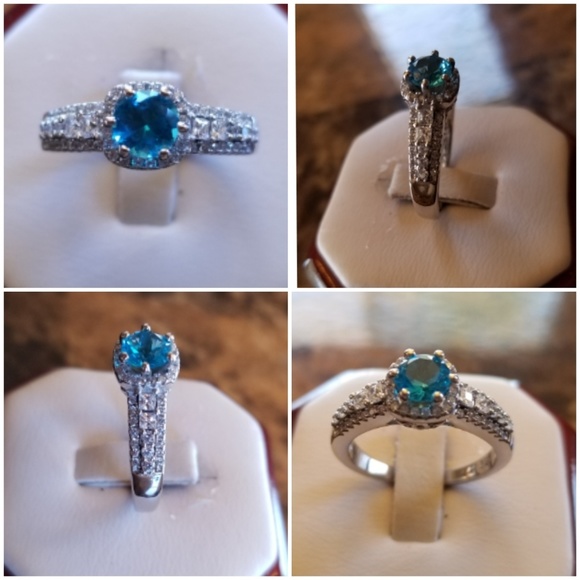 Genuine 3cttw Aquamarine and White Sapphires Ring Size 8 - Picture 2 of 7